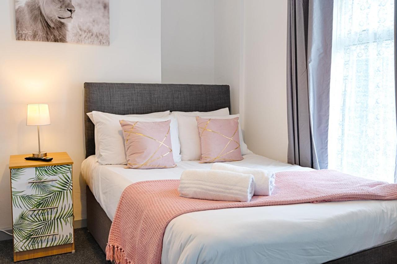 City Centre, Parking, Smart Tv'S In All Rooms Swansea Zewnętrze zdjęcie