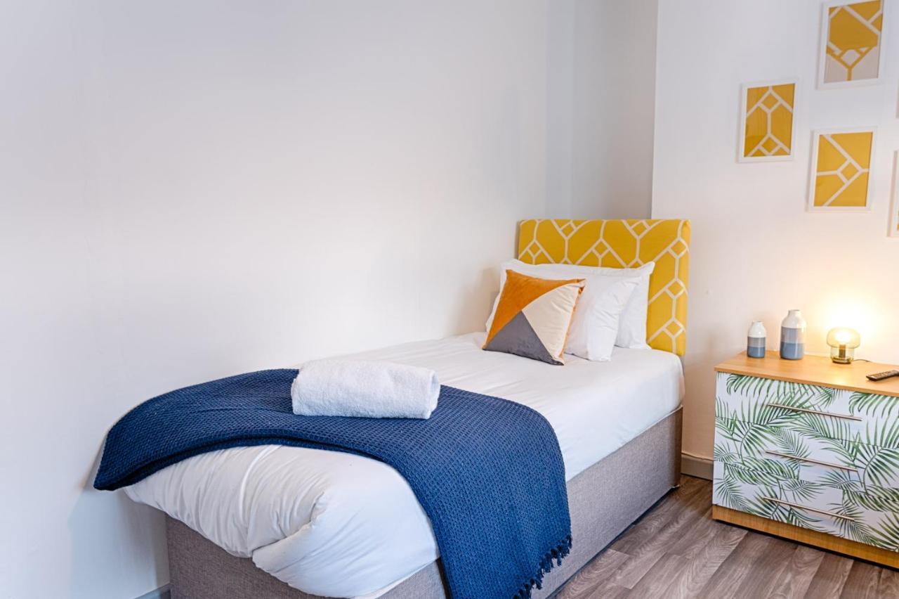 City Centre, Parking, Smart Tv'S In All Rooms Swansea Zewnętrze zdjęcie