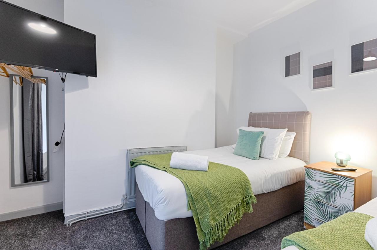 City Centre, Parking, Smart Tv'S In All Rooms Swansea Zewnętrze zdjęcie
